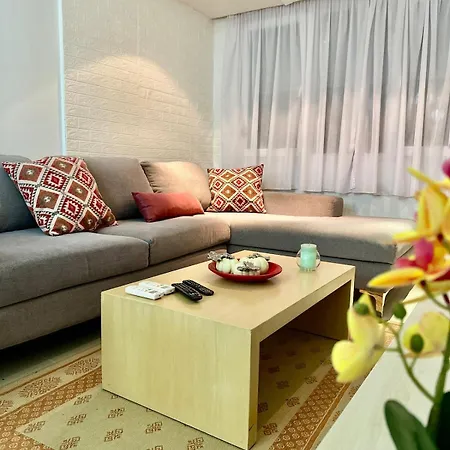 아파트 Cozy At 티라나